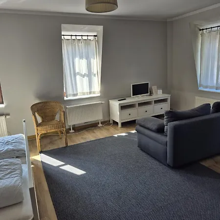 Scharfe Ecke Apartman *